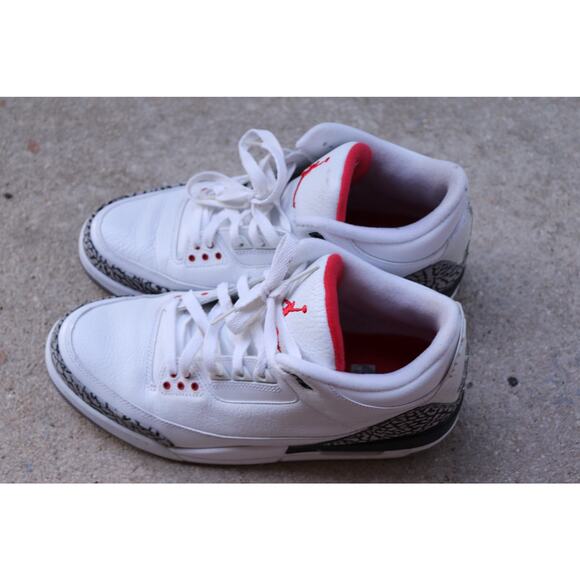 Air Jordan 3 main image 9